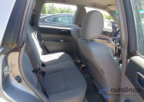 2008 Subaru Forester 2.5X из США, поврежденный, VIN JF1SG636X8H712798